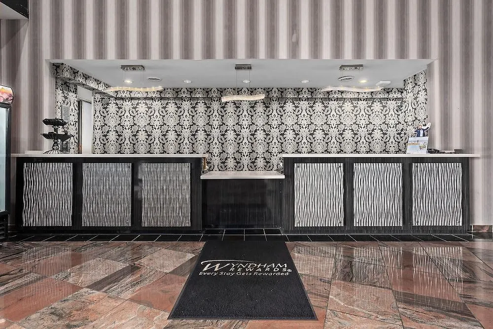Wyndham Garden Norfolk Downtown Hotel 3*,