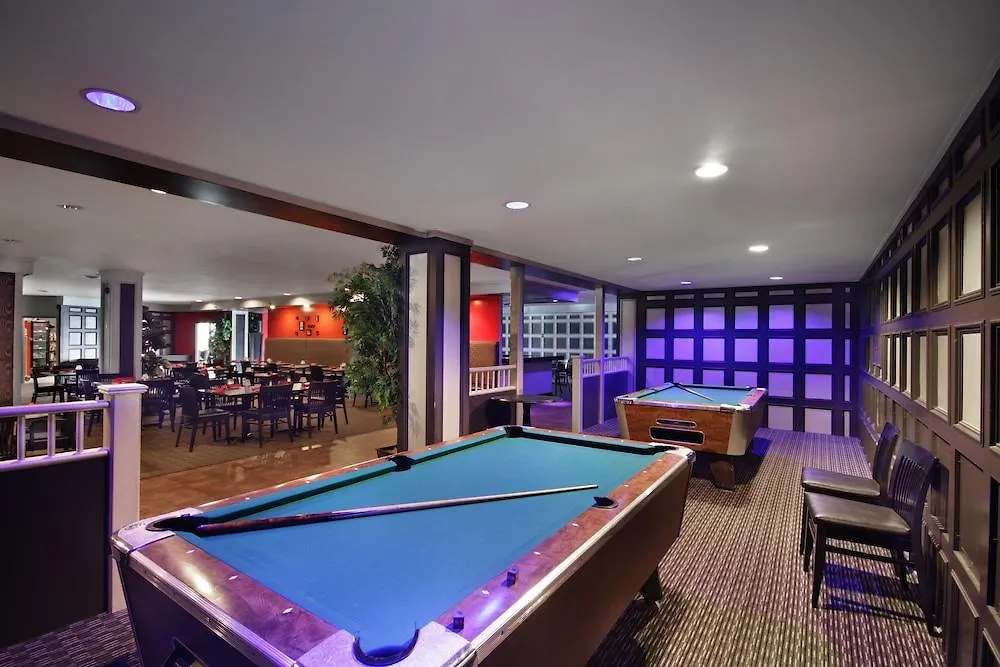 Wyndham Garden Norfolk Downtown Hotel