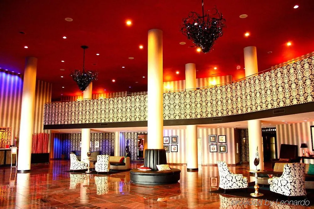 Wyndham Garden Norfolk Downtown Hotel