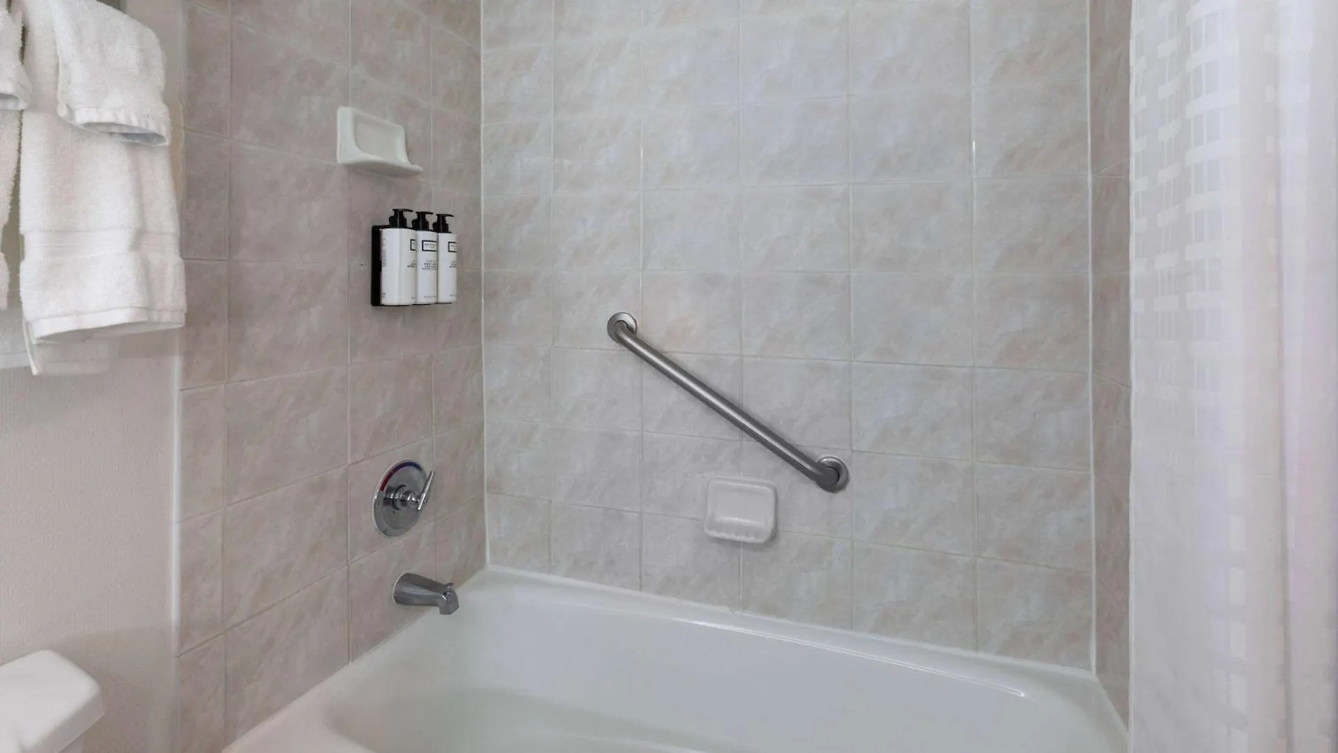 Wyndham Garden Norfolk Downtown Hotel 3*,  United States