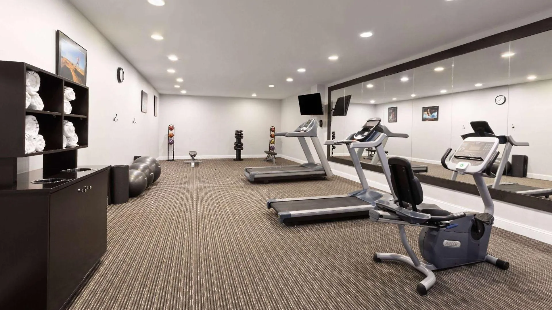 ***  Wyndham Garden Norfolk Downtown Hotel United States