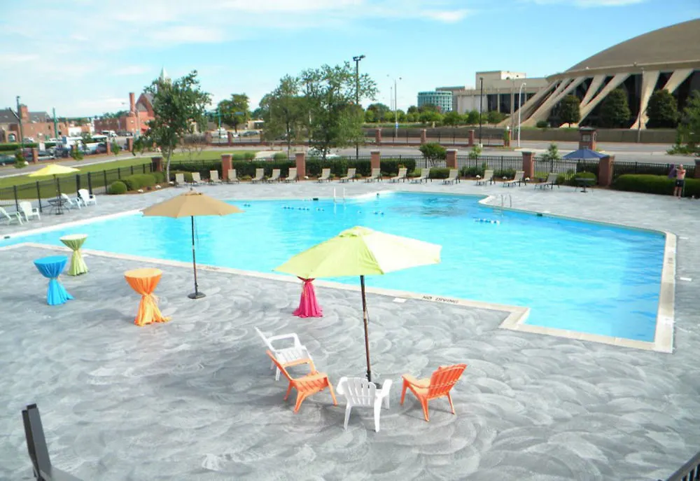 Wyndham Garden Norfolk Downtown Hotel
