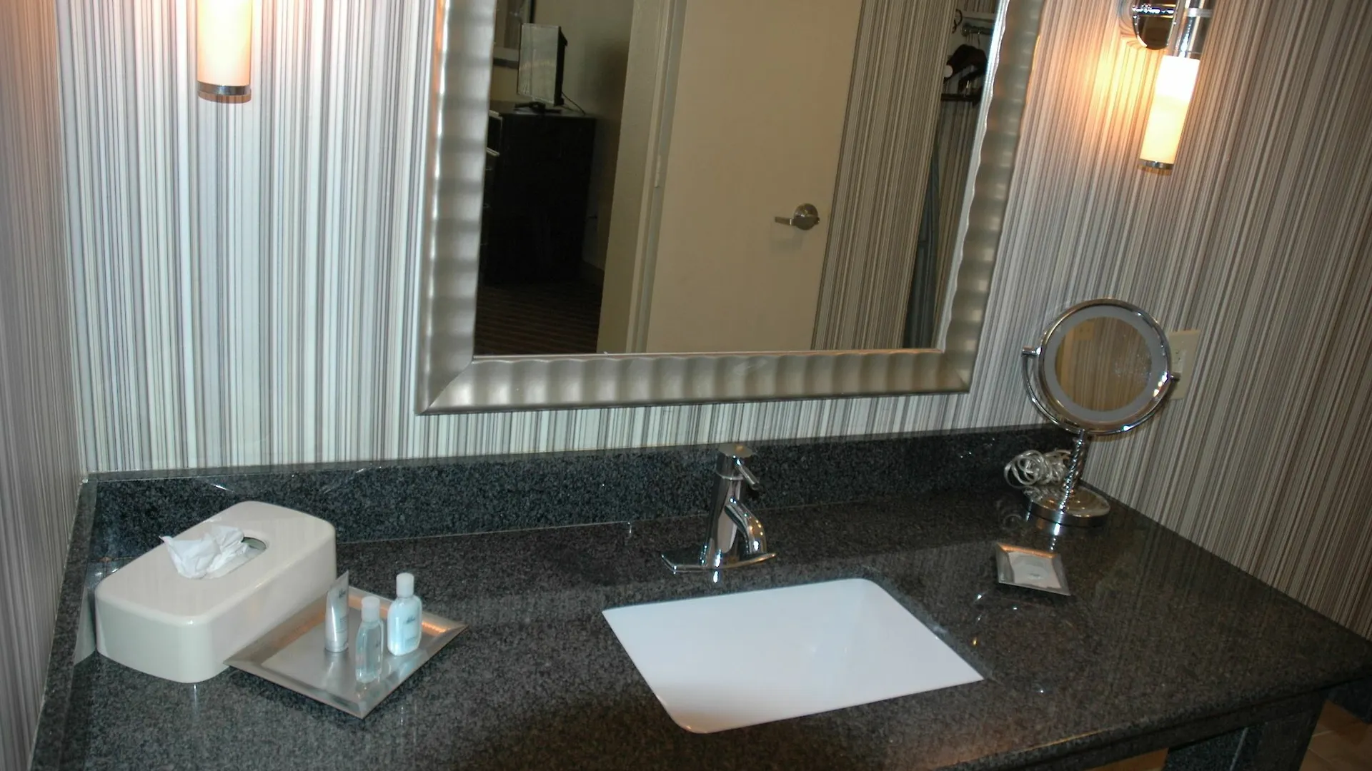 Wyndham Garden Norfolk Downtown Hotel 3*,